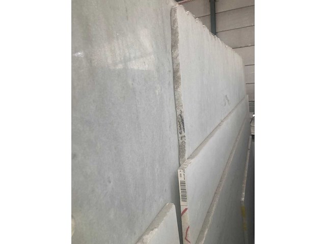 Verschillende witte marmers: pinta verde rose aurore, ... - afbeelding 6 van  9