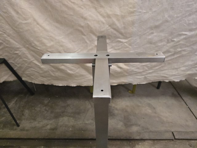 Vershillende onderdelen bistrotafel - afbeelding 7 van  8