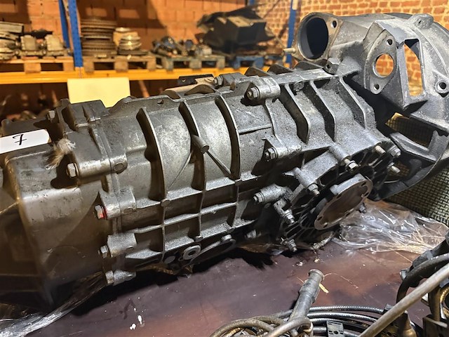 Versnellingsbak met sper porsche 964 - afbeelding 1 van  8