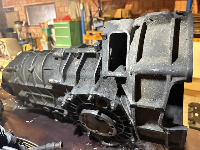 Versnellingsbak met sper porsche 964 - afbeelding 2 van  8