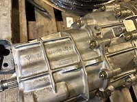 Versnellingsbak porsche 964 - afbeelding 4 van  13