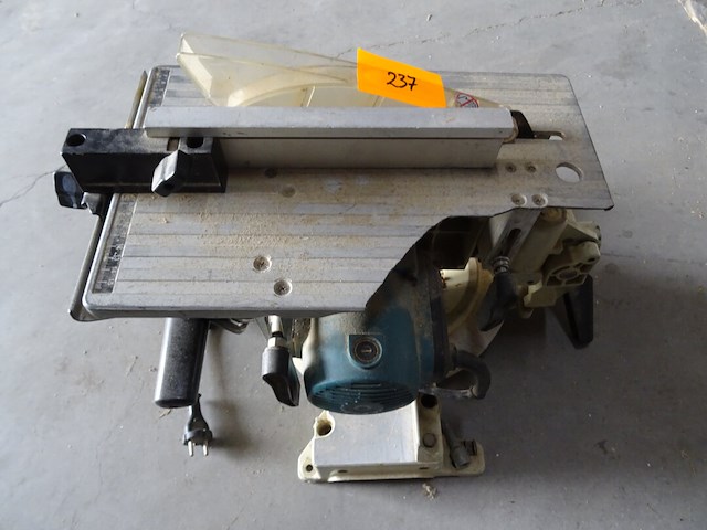 Verstek/tafelzaag makita - afbeelding 4 van  5