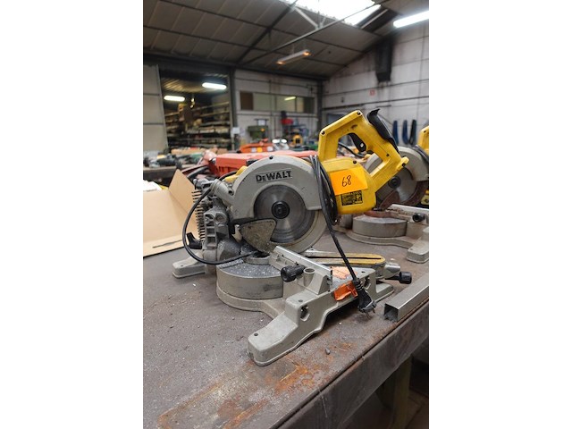 Verstekzaag dewalt - afbeelding 2 van  5