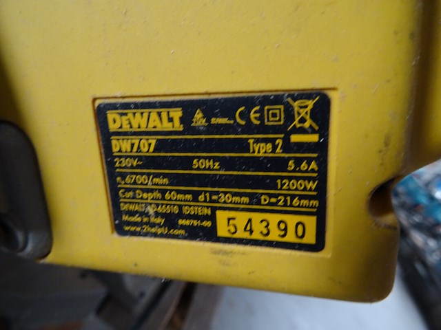 Verstekzaag dewalt - afbeelding 4 van  4