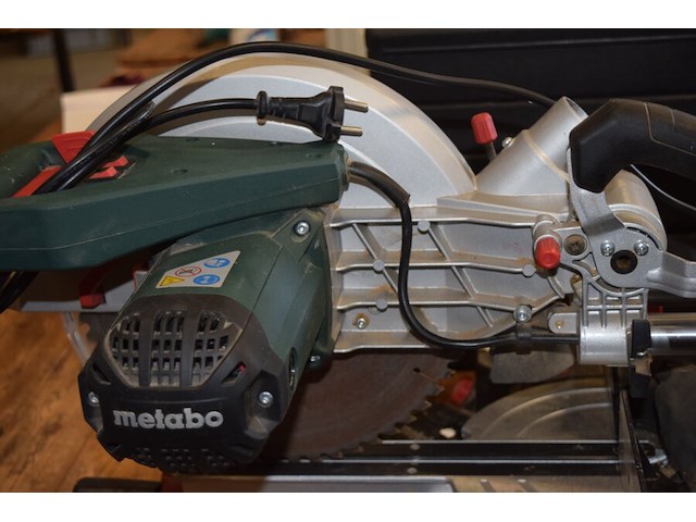 Verstekzaag metabo 220v - afbeelding 2 van  7