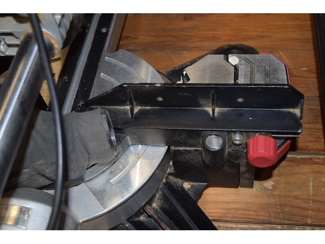 Verstekzaag metabo 220v - afbeelding 5 van  7