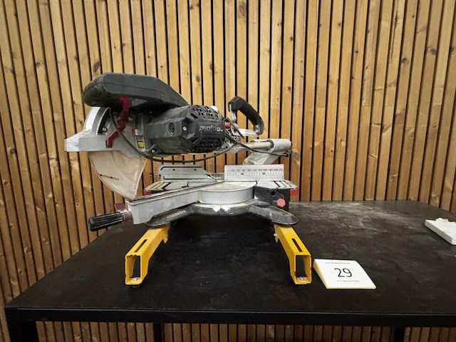 Verstekzaag metabo - afbeelding 1 van  7