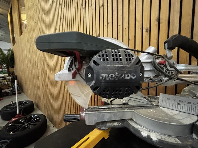 Verstekzaag metabo - afbeelding 2 van  7