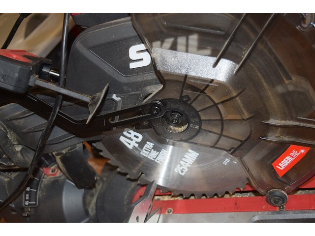Verstekzaag skil 220v - afbeelding 7 van  9