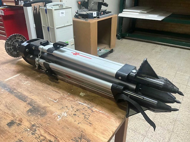 Verstelbaar 3-pikkel statief - afbeelding 2 van  4