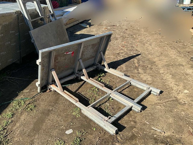 Verstelbaar daktransportframe met rollen voor dakwerken (2x) - afbeelding 4 van  6