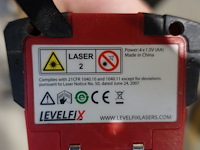 Verstelbaar laserstatief + laser levelfix - afbeelding 2 van  3