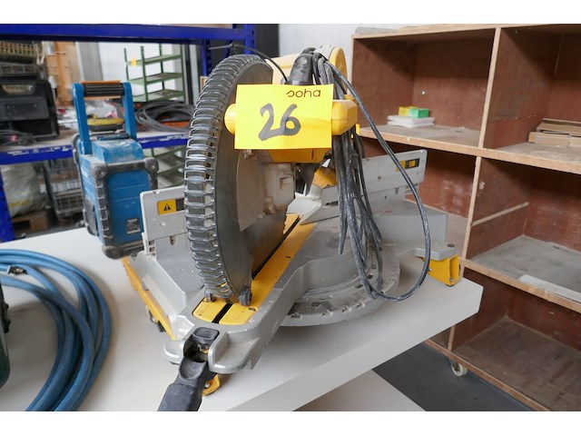 Verstelbare afkortzaagmachine + onderstel dewalt - afbeelding 2 van  6