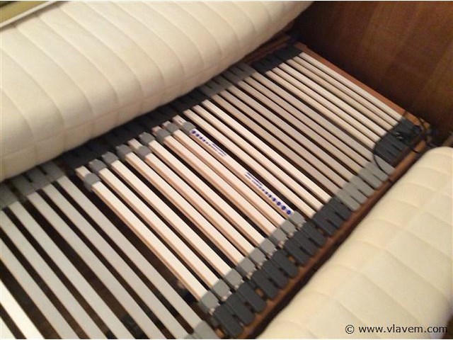 Verstelbare lattoflex + matras 2st getest b:140 - afbeelding 2 van  4