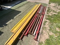 Verstelbare schroefstempels met 4 doka balken - afbeelding 3 van  4