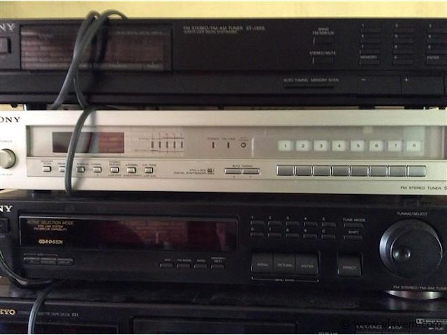 Versterker - tuner sony - afbeelding 1 van  3