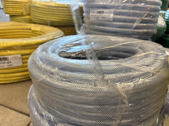 Versterkte pvc slang - afbeelding 1 van  2