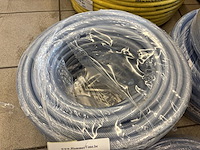 Versterkte pvc slang - afbeelding 2 van  2