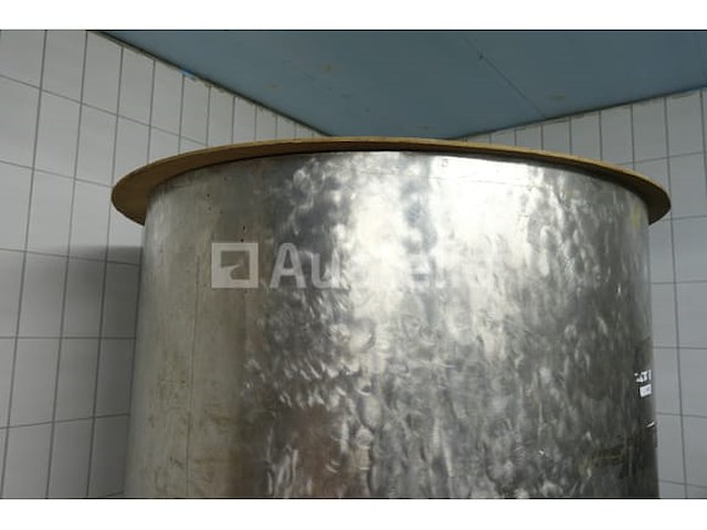 Verticale cilindrische tank - afbeelding 1 van  4