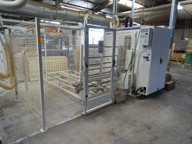 Verticale cnc scm - afbeelding 12 van  12