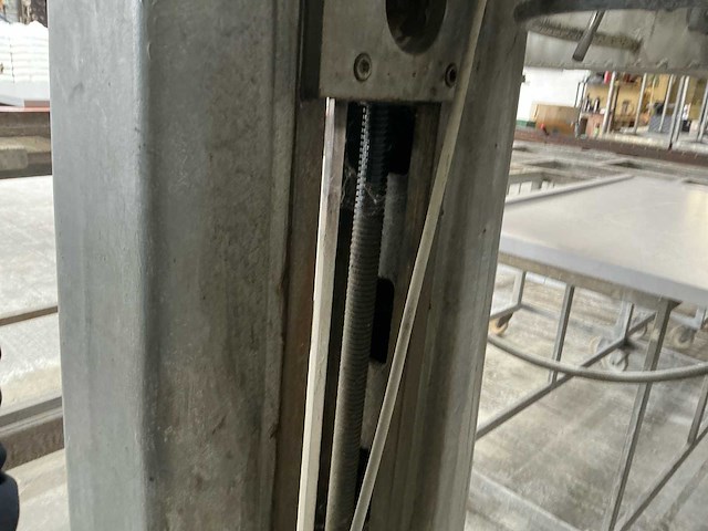 Verticale freesmachine - afbeelding 2 van  9