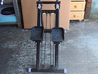 Verticale klimtrainer voor een full body workout - afbeelding 5 van  6