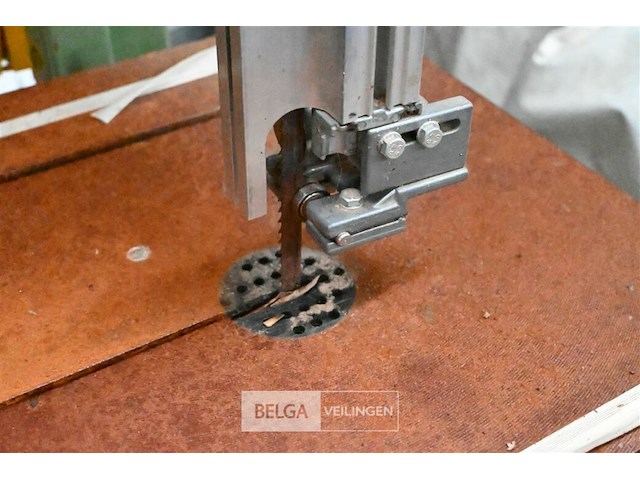 Verticale lintzaagmachine - afbeelding 3 van  6