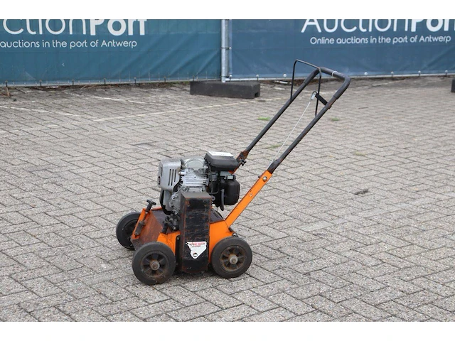 Verticuteerder eliet benzine - afbeelding 1 van  1