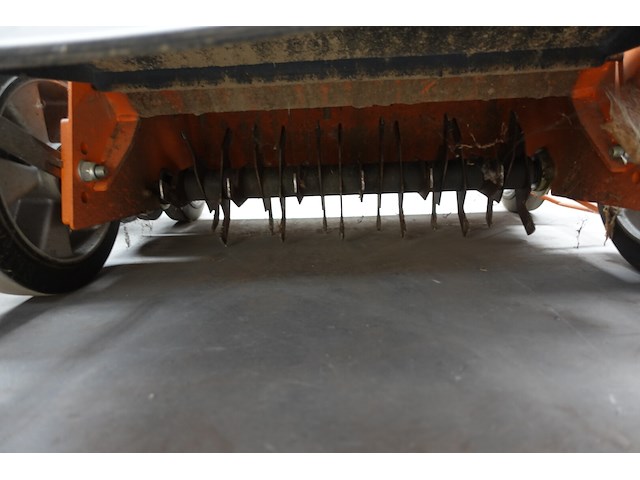 Verticuteermachine eliet - afbeelding 3 van  5