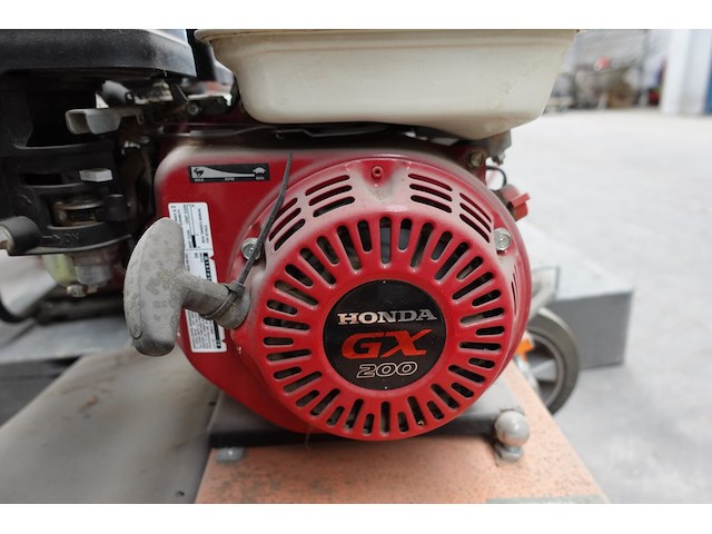 Verticuteermachine eliet - afbeelding 4 van  5