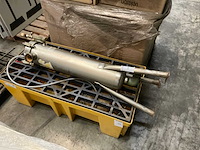 Vertikaal rvs drukvat - afbeelding 1 van  5