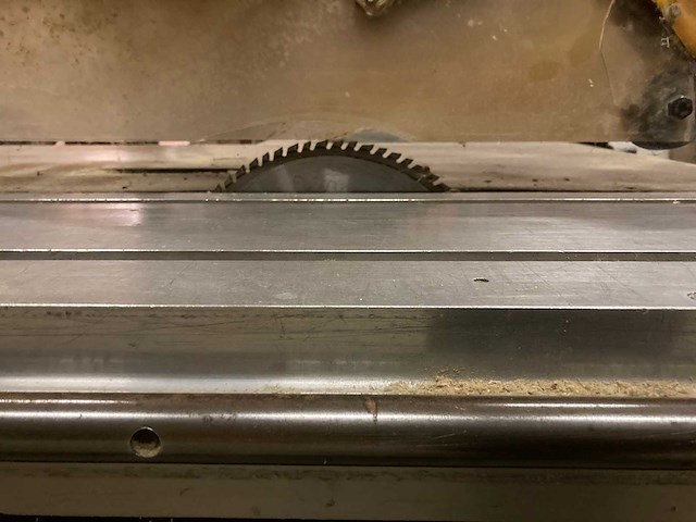 Vertongen - formaatcirkelzaagmachine - afbeelding 6 van  19