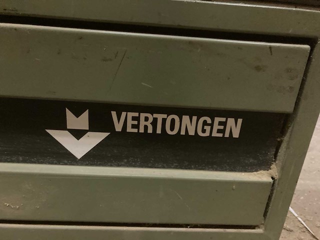 Vertongen - formaatcirkelzaagmachine - afbeelding 7 van  19