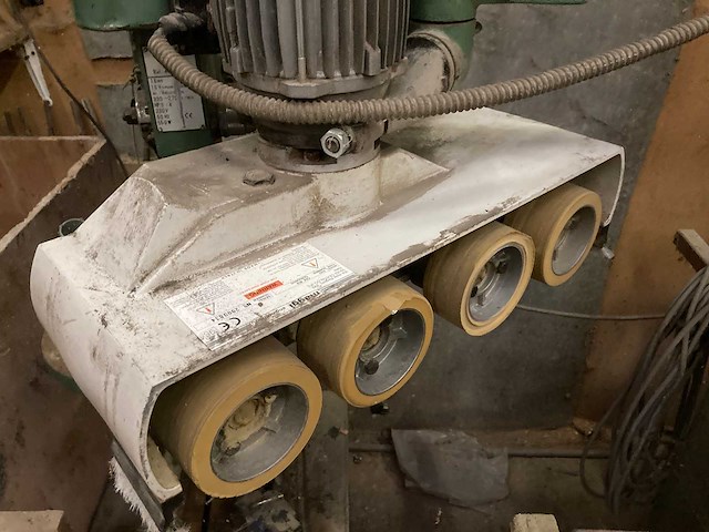 Vertongen - freesmachine - afbeelding 20 van  21