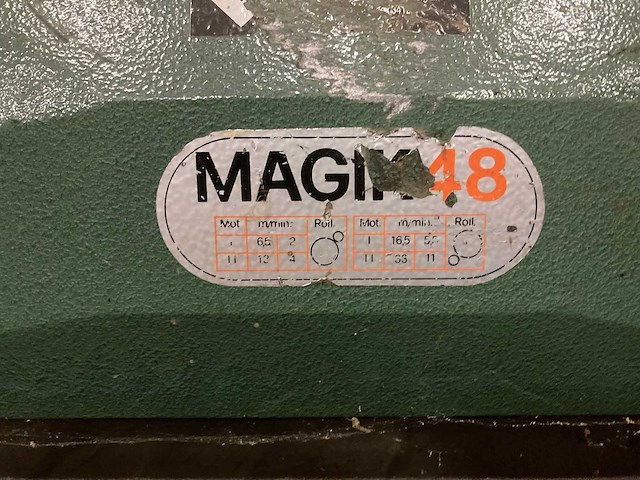 Vertongen - magik 48 - freesmachine - afbeelding 3 van  10