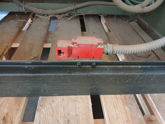 Vertongen az05 - paneelcirkelzaagmachine - afbeelding 6 van  6