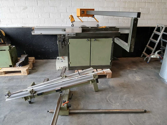 Vertongen az05 - paneelcirkelzaagmachine - afbeelding 5 van  24