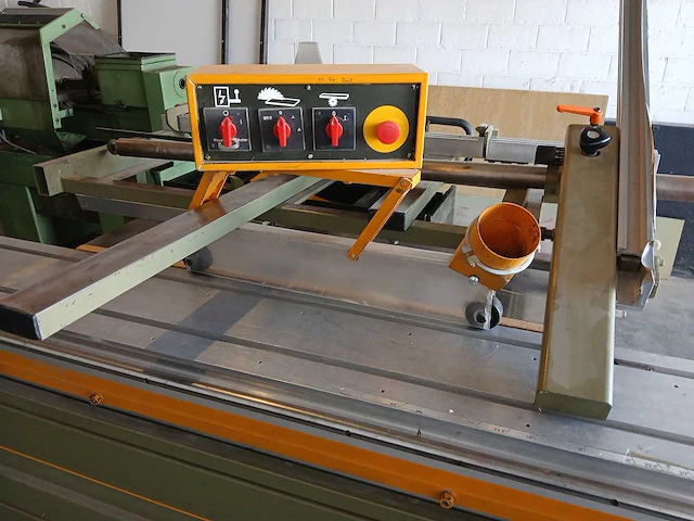 Vertongen az05 - paneelcirkelzaagmachine - afbeelding 11 van  24