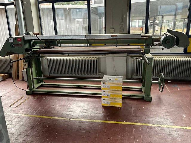 Vertongen bandschuurmachine - afbeelding 7 van  13