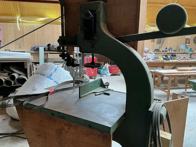 Vertongen lintzaagmachine - afbeelding 17 van  17