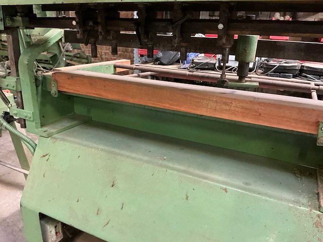Vertongen multikops-boor/freesmachine - afbeelding 6 van  7