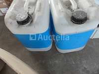 Verven, lijmen & producten - afbeelding 1 van  27