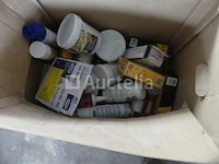 Verven, lijmen & producten - afbeelding 21 van  27