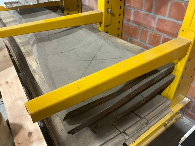Verzaagde eiken boomstambladen (5x) - afbeelding 1 van  3