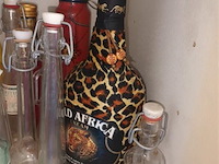 Verzamel drankflesjes leeg. 60 stuks - afbeelding 4 van  6