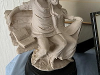 Verzameling diverse antieke en decoratieve objecten - afbeelding 5 van  6