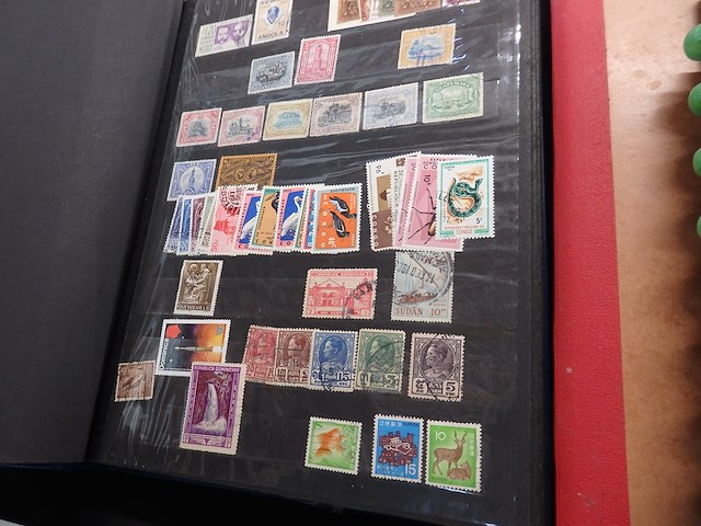 Verzameling diverse landen - afbeelding 1 van  5