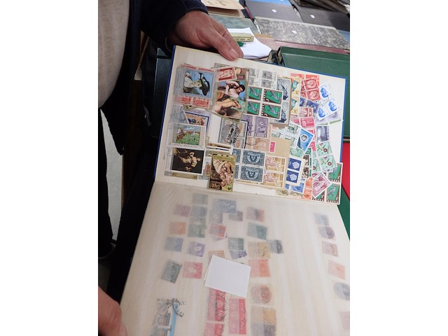 Verzameling diverse landen - afbeelding 1 van  4