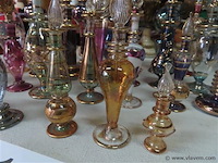Verzameling glazen parfumflesjes 31 stuks - afbeelding 9 van  9