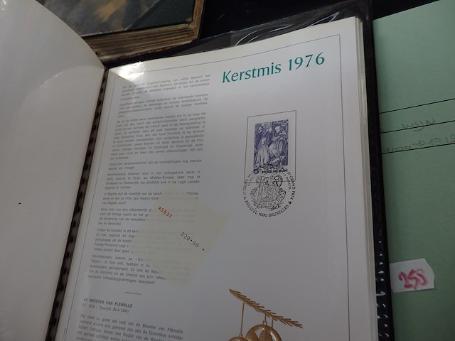 Verzameling luxebladen belgie1976/77 - afbeelding 3 van  4